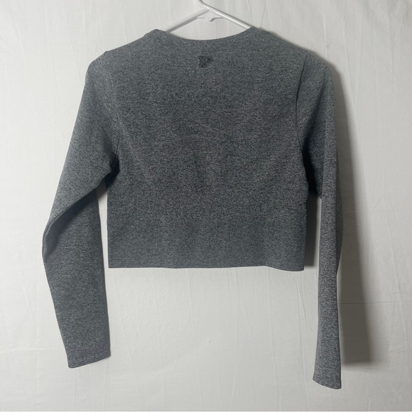 NWT- New Victoria’s Secret PINK Crop Workout Gym Active Long Sleeve Top Size M - Picture 2 of 7